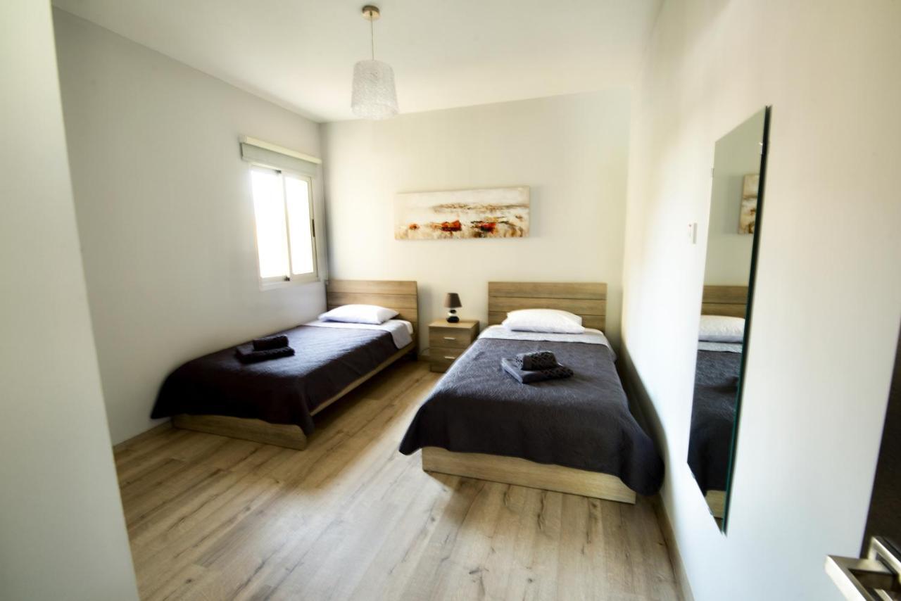 Galatex Sea Breeze Apartment Limassol Exterior photo